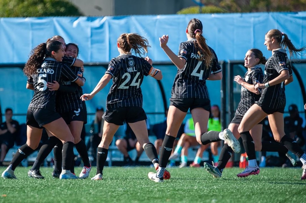 Brooklyn FC cruise to victory over Ft. Lauderdale