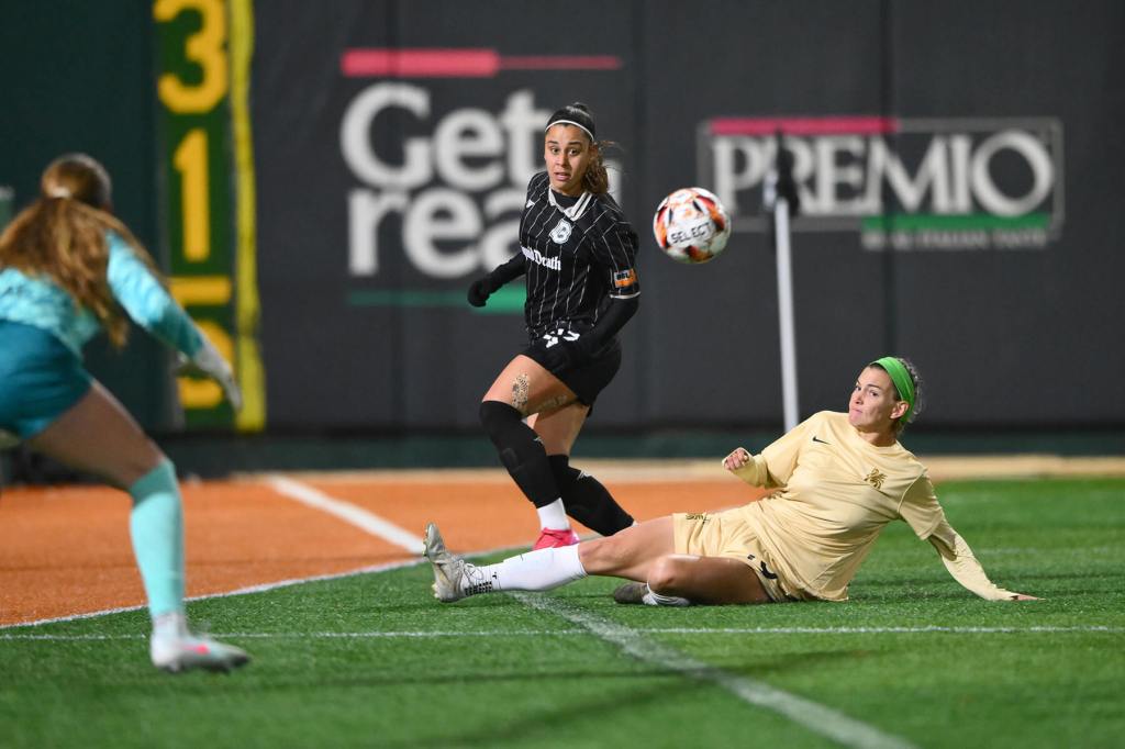 Luana Grabias against Dallas Trinity FC on March 19, 2025