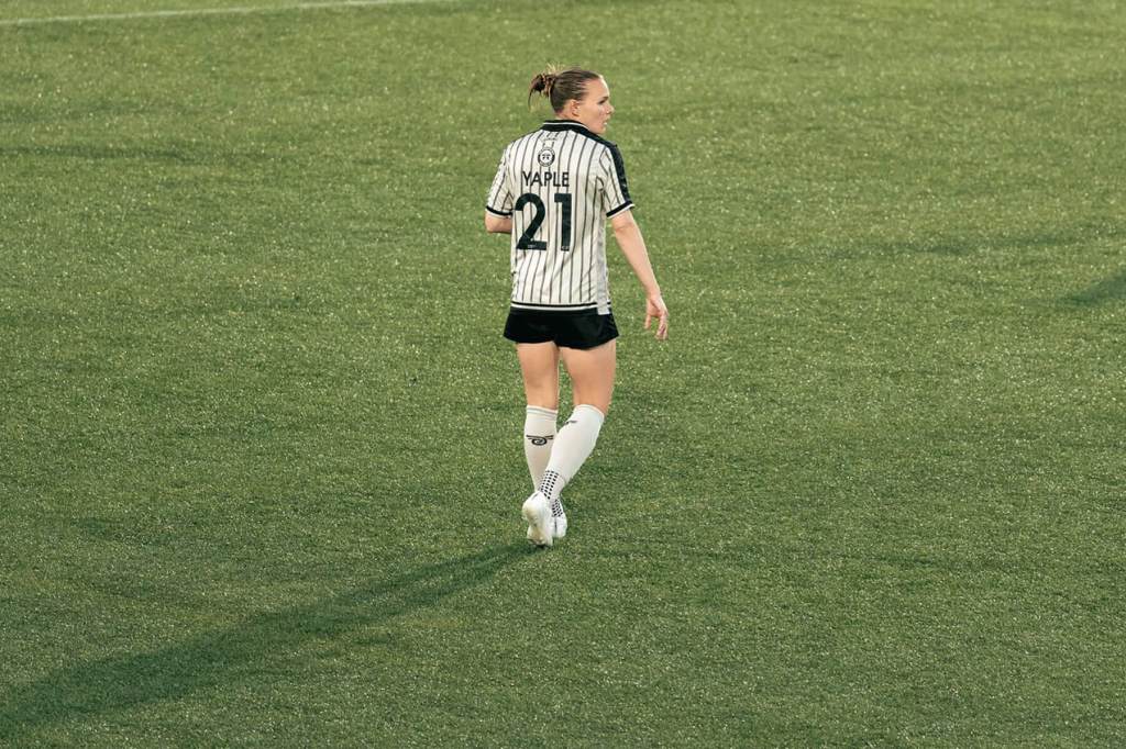 Brooklyn FC's Emily Yaple stalks the pitch against Spokane Zephyr FC on April 3, 2025