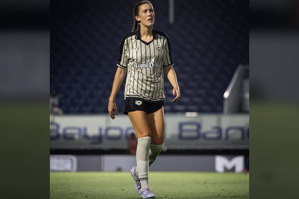 Brooklyn FC player Allison Pantuso patrols the pitch against Fort Lauderdale on May 3, 2025