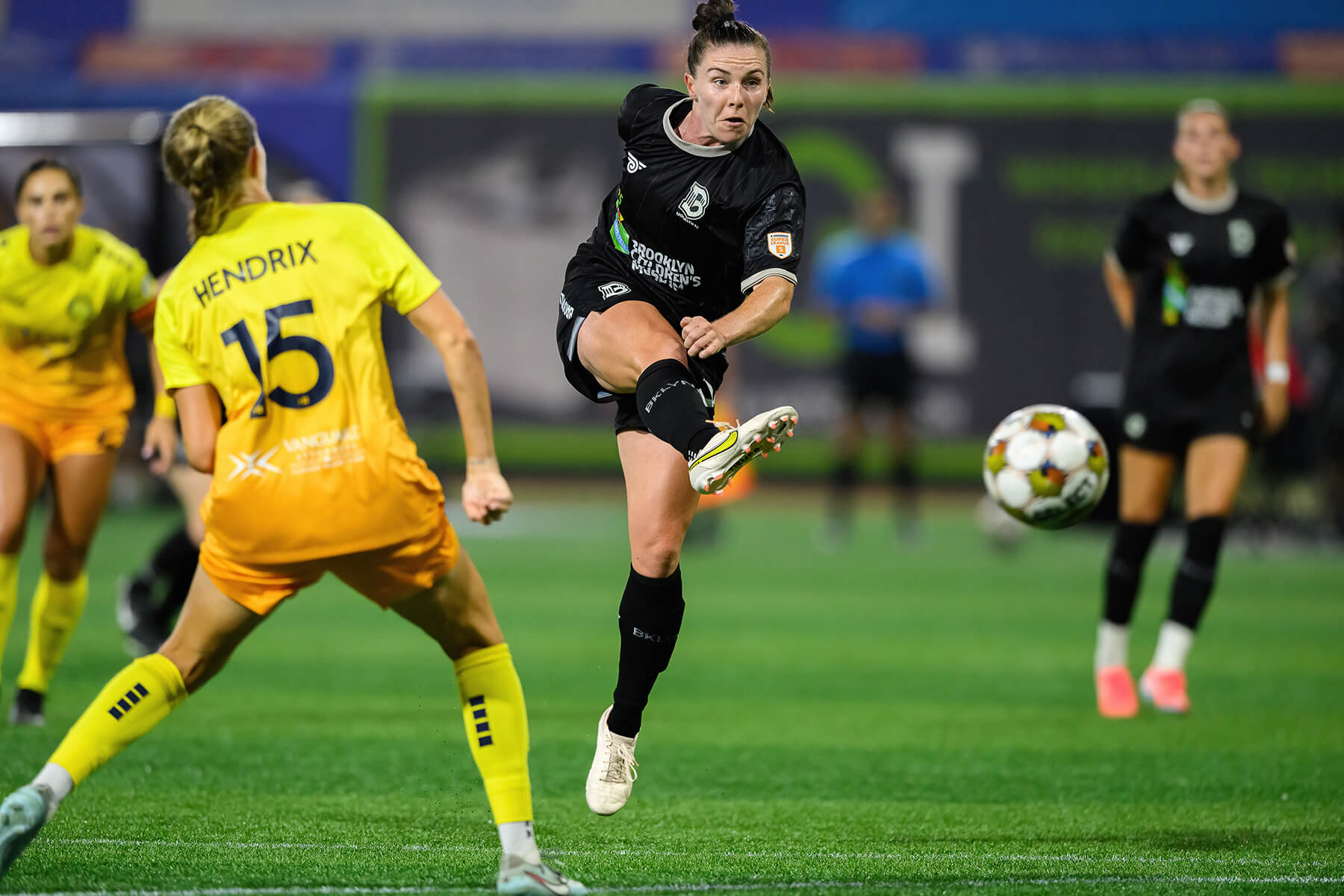 Catherine Zimmerman scores against Tampa Bay on August 23, 2025